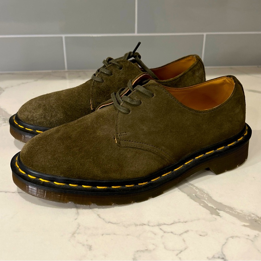 LIKE NEW! Dr. Martens Docs Women Sz 6 Olive Green Suede Oxford Shoes